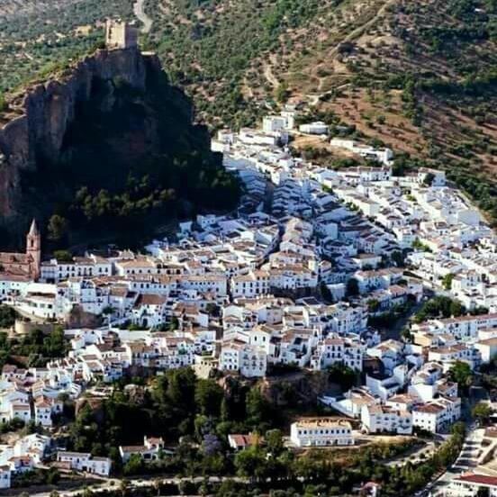 Las 4 Lunas Zahara De La Sierra Luaran gambar