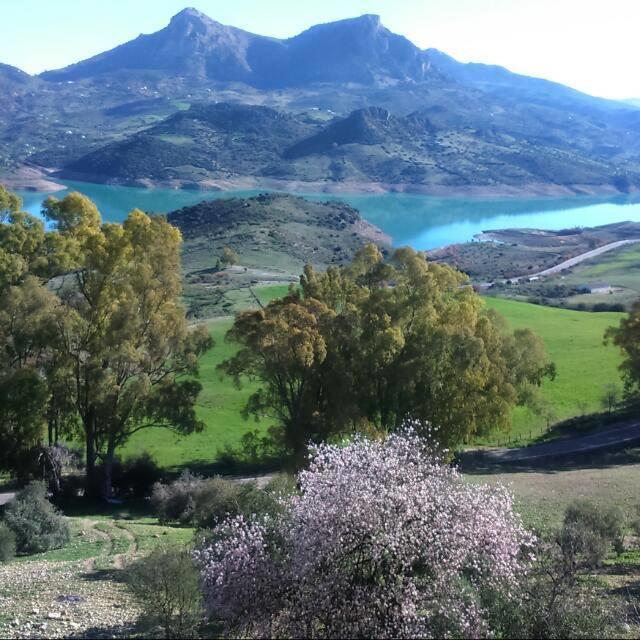 Las 4 Lunas Zahara De La Sierra Luaran gambar